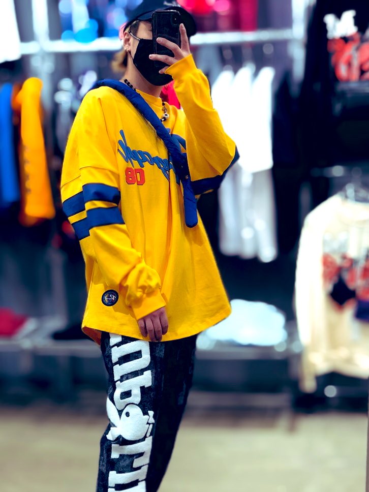 creoKk's tweet photo. 春だねー🌸
今日は暖かい！！

このparagraphのロンTシルエット、デザイン共に好き！
白は買ったけど黄色も良��よね✨

#paragraph
#パラグラフ
#コムドット
#コムドットゆうた
#afgk
#afewgoodkids
#unknown
#selectshop熊本
#ricordo熊本 https://t.co/oEMyRqOkBG