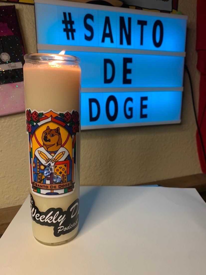 TheWeeklyDPod's tweet photo. We’ve been keeping this low key for months. But we are proud to present our official Weekly D “Santo De Doge” candle. The scent is “Crypto Cream” (cinnamon vanilla) We will be giving away a select few at @Dogepalooza to those who visit our Paper Plate Media booth. #dogecoin https://t.co/SqyULtbZgd