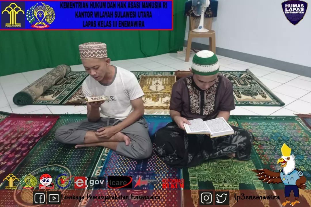 lp3enemawira's tweet photo. Ramadhan Di Lapas Enemawira, Narapidana Ikuti Tarawih dan Tadarus Setiap Malam
#HarisSukamto
#KumhamSemakinPasti
#KemenkumhamSulut
#KanwilKemenkumhamSulut
#LapasEnemawira
#SholatTarawihdanTadarusan
#Mapia https://t.co/B1IFCHI4Nc