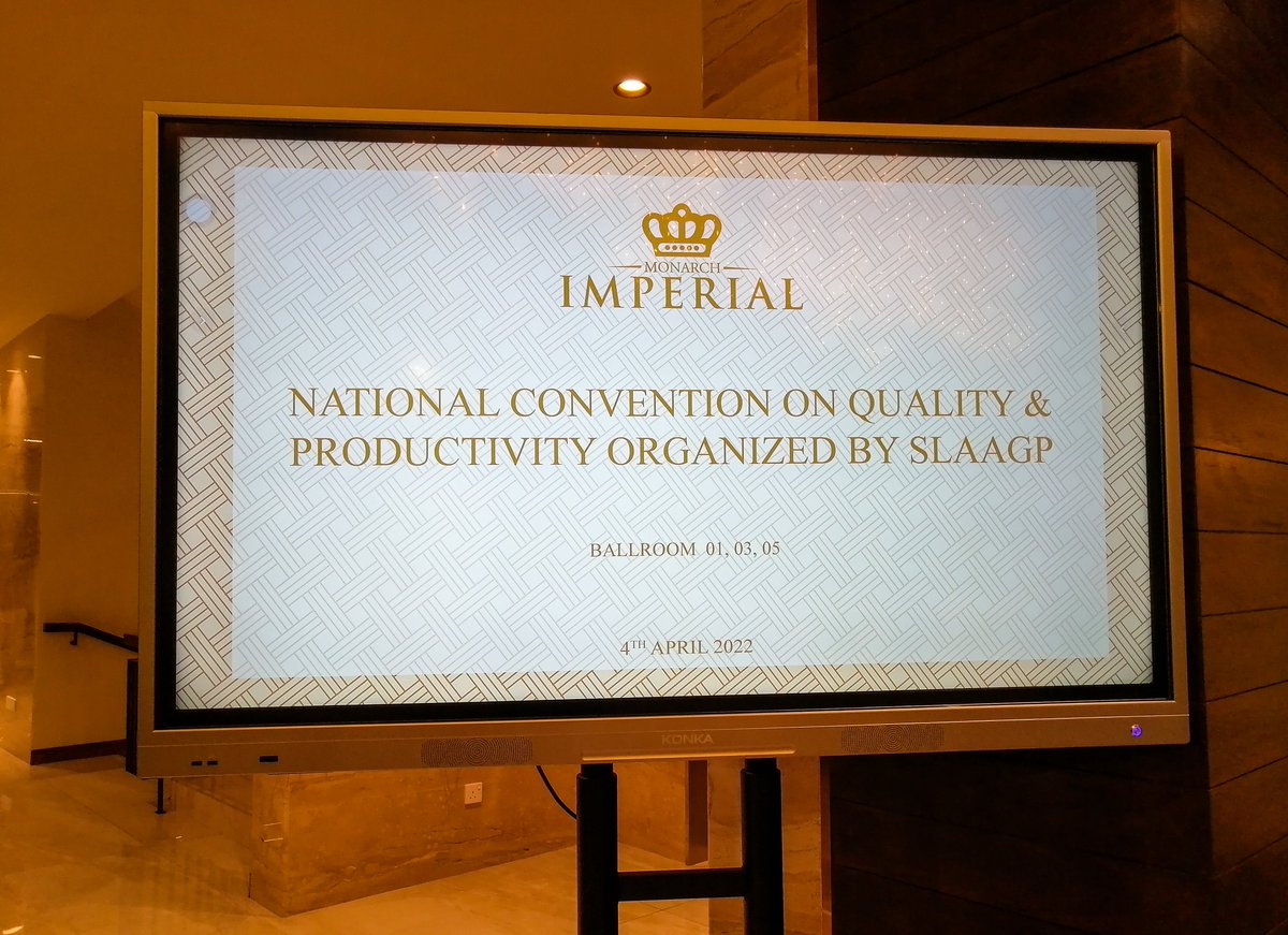 Himidiri_22's tweet photo. Such an honour to be here with my team yesterday😍✨
NCQP Awading Ceramony🏆
#ncqpawadingceramony
#Monarchimperial
#Goldawardwinners
#MASKREEDA https://t.co/i6hstGSFzc