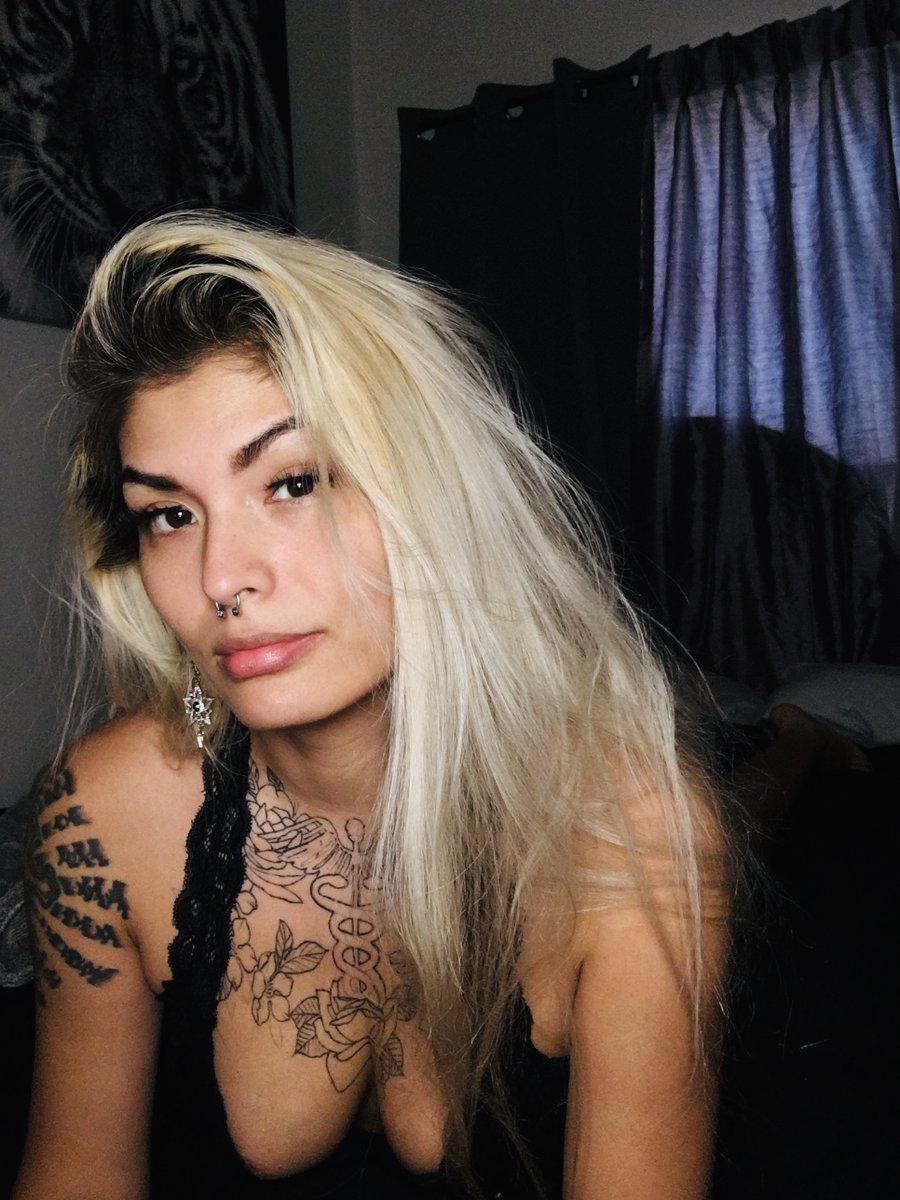 onlyfans.com/mari289 ^_^ #fans #onlyfans #latina #model #modellatina #tattoo #piercings #tattoedchicks #lingerie #boudoirinspiration