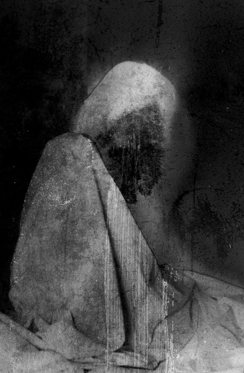 ALCrego_'s tweet photo. ·Untitled 015·
If you like nobodies, @no_faith_left  is a must.✊

(If painting is called like this for being done with paint, we should call these digital works 'lightnings' because they are done just using light).

Is not the same a photography than a lightning.🙃 https://t.co/dokbOrFdov