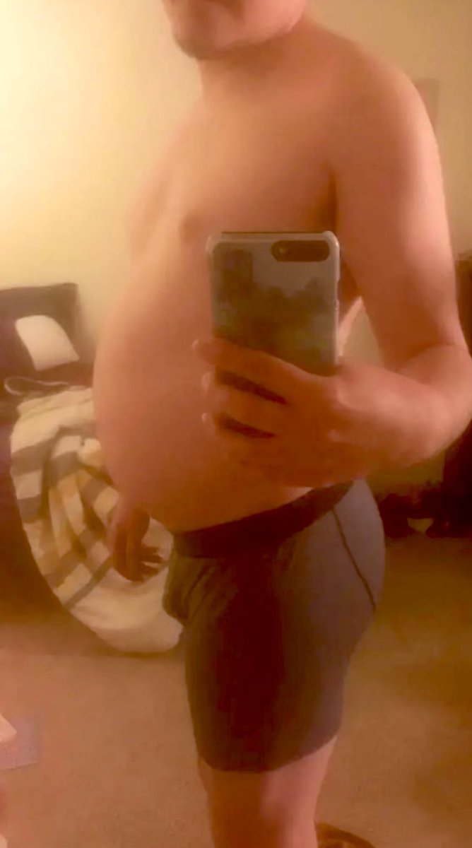 jepsen_jay's tweet photo. I’m filled with some large babies already #mpreg #breedingboy #pregnant #daddysboy #daddyneeded https://t.co/a7GyLZQ0aH