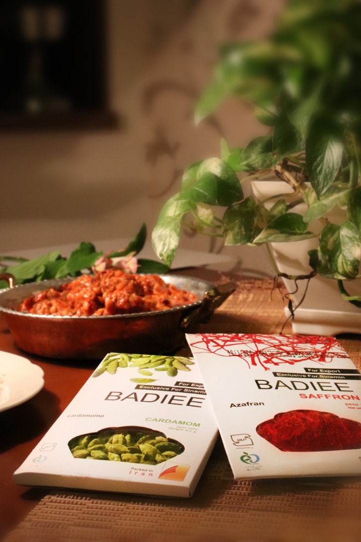 BadieeSaffronCo's tweet photo. TWO #Expensive Spices in the World:
1. "Saffron" known as "The King of #Spices".
2. "#Cardamom" is one of the most expensive spices by weight but little is needed to impart #flavor. 
BOTH 
1. Full of #Antioxidant 
2. Help #digestive problems.
3. Have #cancer-fighting properties. https://t.co/IEJgg7HKD1