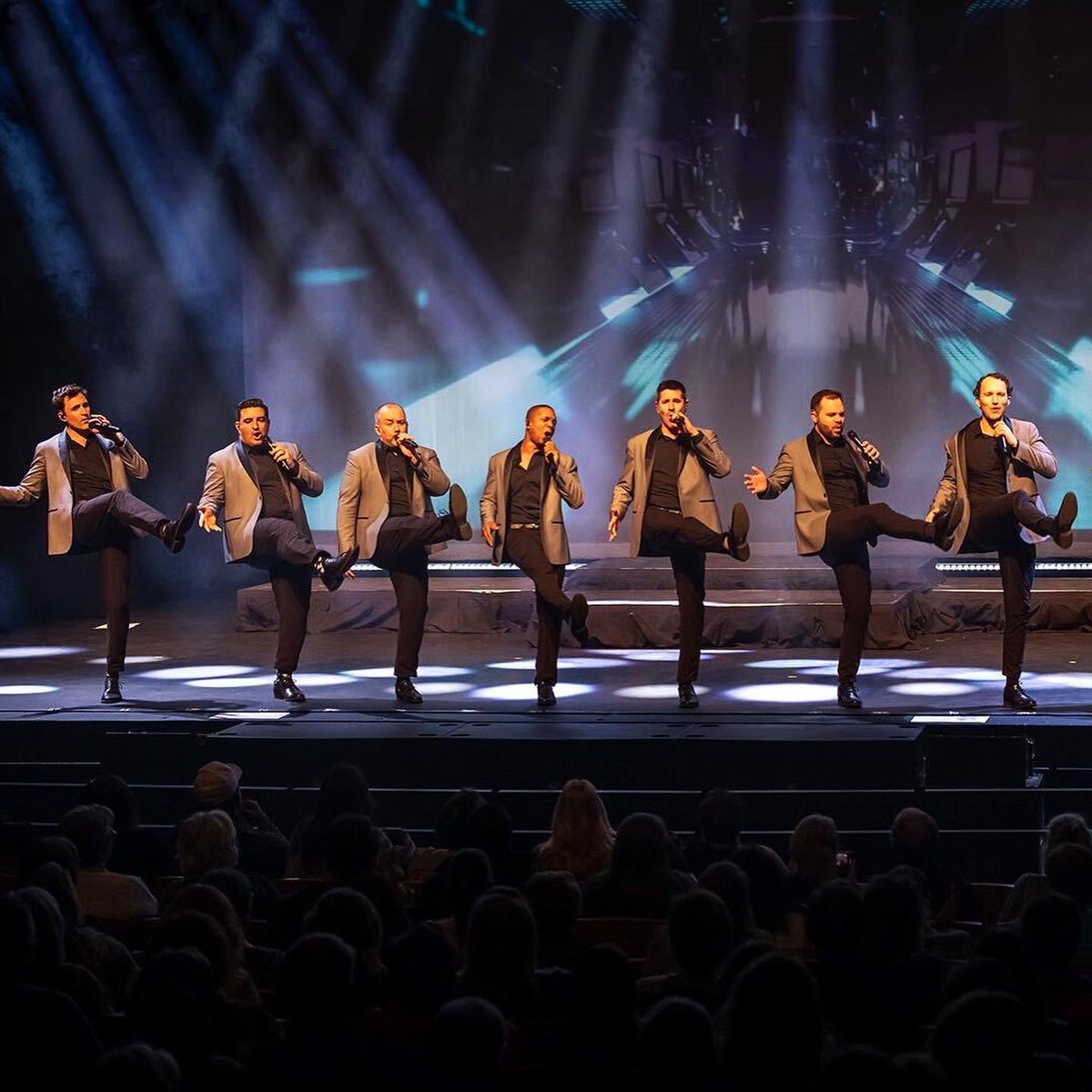 RandyStine's tweet photo. The spring #2022 @SNCmusic tour is behind us…well, until #Spain, in a month… 

#StraightNoChaser #SNCmusic #SNC #acappella #tourlife #springtour #BackInTheHighLife https://t.co/DRLw3gCJiZ
