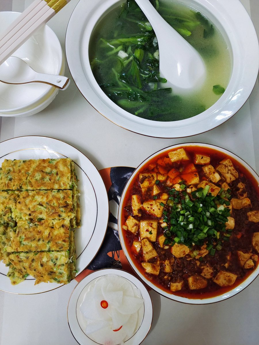 春天的味道~你们那洋槐花怎么吃？