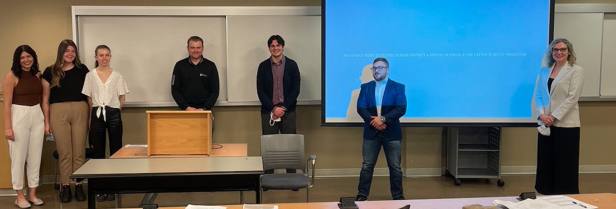 Congratulations to this year's <a href="/UBC_HES/">UBC School Of Health & Exercise Sciences</a> Honour's Program students on their outstanding thesis presentations. So proud of this group!
<a href="/DPRGUBC/">DPRG</a> <a href="/DrJonLittle/">Dr. Jonathan Little</a> @DrChristineVoss