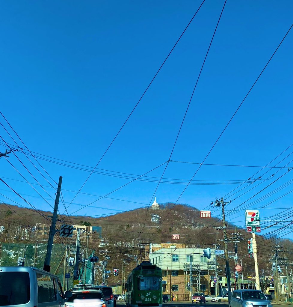 Guts_Sapporo's tweet photo. ご無沙汰してました🌸すっかり春めいてきた札幌✨今日は特に天気良く気持ち良いですね‼︎今日は先日１周年を迎えた手稲駅前店まで行ってきました🚗
今後とも、中央店と共に手稲駅前店も宜しくお願いします😊#ガッツレンタカー札幌中央店 #札幌レンタカー #さくら #札幌Twitter会 #イマソラ #企業公式 https://t.co/vehLIF0Ah3