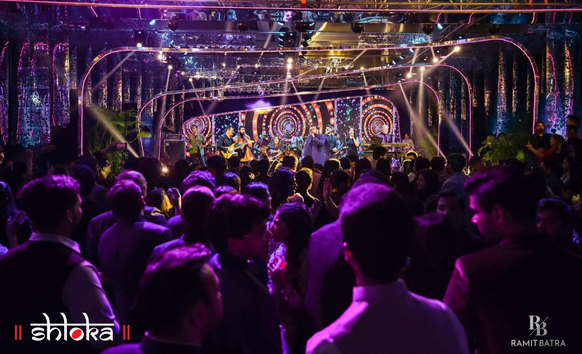 ShlokaEvents's tweet photo. Ready for an overdose of glitz, glamour and fun for your Sangeet night? We have some splendid plans to share!
#Weddingplanners #wedding #weddingplanner #weddinginspiration #weddingplanning #eventplanner #weddingdecor #destinationwedding #Indianwedding #weddingideas https://t.co/VPQ1ew7LJq