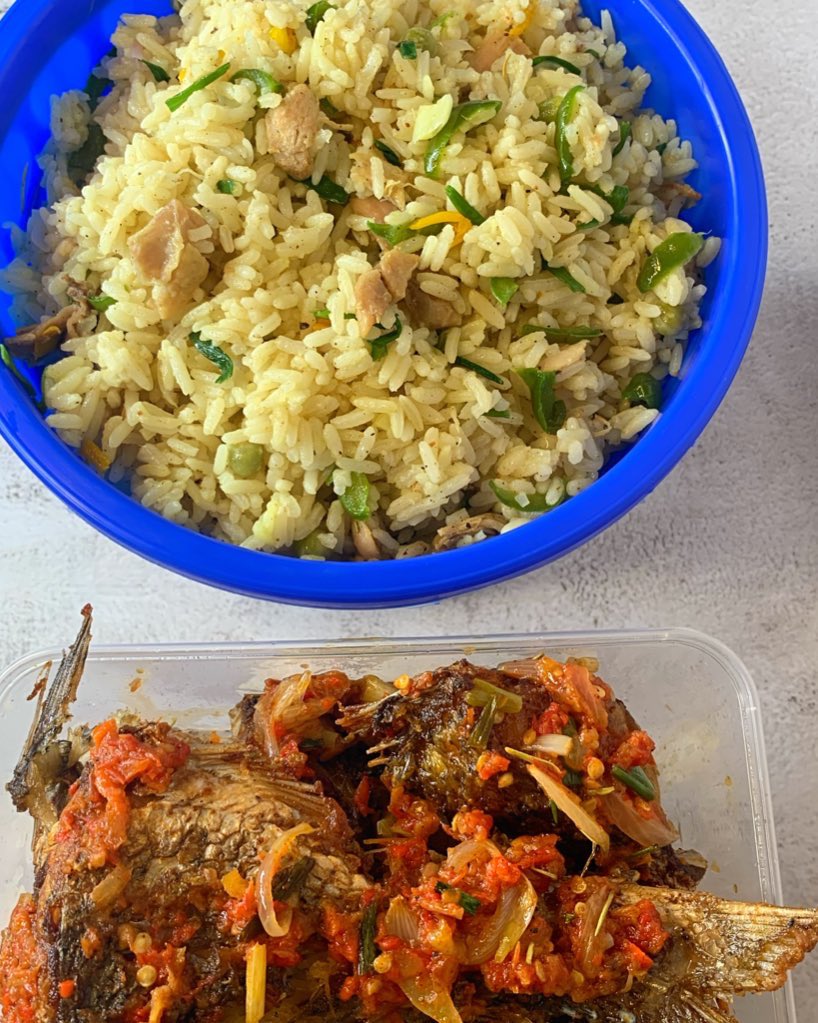 _yinxx_'s tweet photo. Hello guys, we are back to business. Order for your soup/stew/food in litre bowls, breakfast and lunch trays and bulk food pack order. 

Please retweet https://t.co/RcuLhXfJGA
