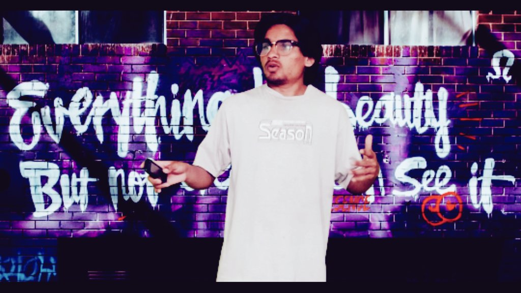 rajendramson's tweet photo. You can choose courage, or you can choose comfort, but you cannot choose both. #rajendramson #choose #Courage https://t.co/9Dk7Pj04MO