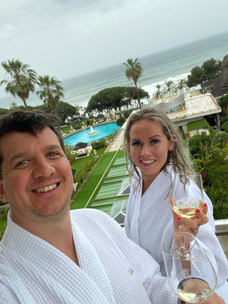 hnicholas90's tweet photo. Back where it all began 🥂@GranMeliaHotels @HotelDonPepeGM @GFletcher83 #5yearsmarried https://t.co/bJUgIPLEt2