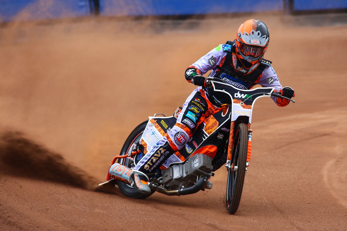 🗣️ "I’ve raced and practised on a lot of tracks, but Oxford is truthfully one of the best first experiences of a venue I’ve had." 

Read more from <a href="/Jenkins_Racing/">Jordan Jenkins Racing</a> 🏁 on our website later as we build up to #OxfordChargers' ⚡️ first meeting on Saturday 🤩

#OxfordSpeedway 💪