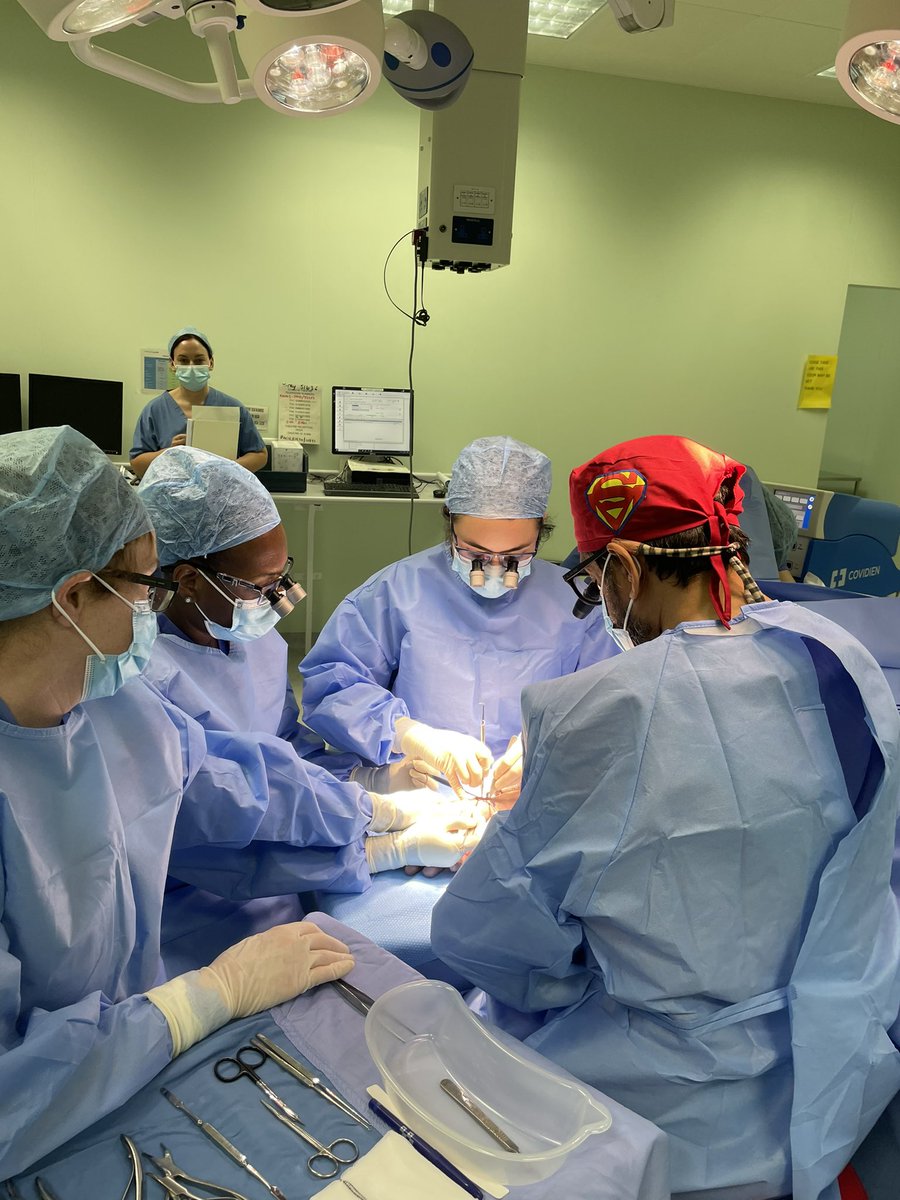 BaronLeSanj's tweet photo. Elective Hand Surgery training is also important. 
Trapeziumectomy performed, expertly, by my Reg, with overseas Fellow (Reg); a bit of guidance in the beginning, &amp; then, off they go; me being banished, AGAIN, to coffee room!😳 
Well done surgeon @McmelonHelen 👏🏽👍🏽 https://t.co/Col1S6mAPY