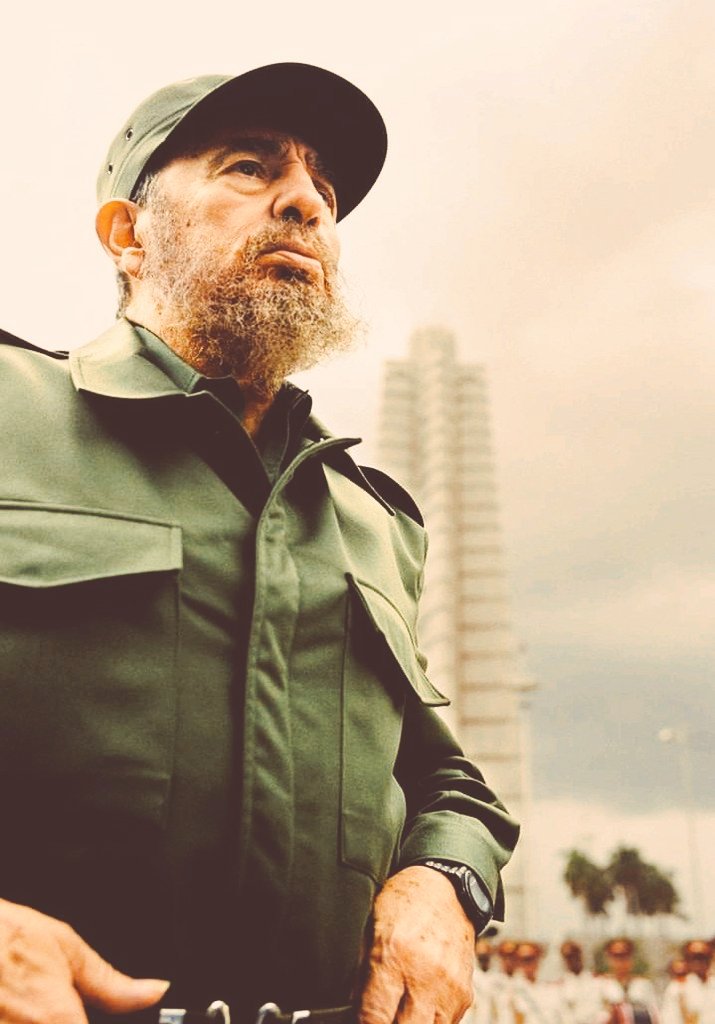 MMarreroCruz's tweet photo. #FidelPorSiempre: "Nada hay más inhumano en la historia del mundo que el propio sistema capitalista e imperialista, que nació, como dijo Marx, chorreando sangre y lodo por todos sus poros".
(#5Abr 1977) #Cuba 🇨🇺 https://t.co/KEK6NmF1A3