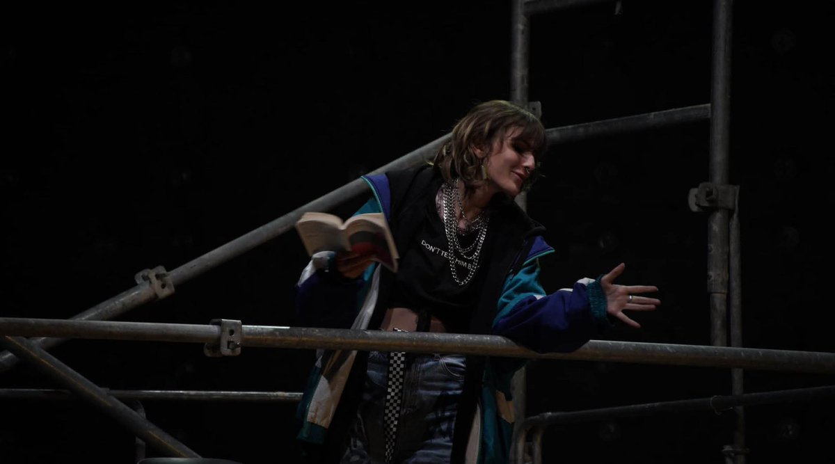 Centre Culturel UPV (@ccuupv) on Twitter photo Ce samedi 09 Avril de 14h à 17h, venez découvrir le projet des L3 Théâtre : le spectacle "Qui a mangé les femmes savantes" de la Cie On Le Faisait au
@GazetteLive34! Une rencontre entre Molière et Sony Labou Tansi.
+ d'infos : bit.ly/3j4wKav
<a href="/univpaulvalery/">Université de Montpellier Paul-Valéry</a> Ce samedi 09 Avril de 14h à 17h, venez découvrir le projet des L3 Théâtre : le spectacle "Qui a mangé les femmes savantes" de la Cie On Le Faisait au
@GazetteLive34! Une rencontre entre Molière et Sony Labou Tansi.
+ d'infos : bit.ly/3j4wKav
<a href="/univpaulvalery/">Université de Montpellier Paul-Valéry</a>