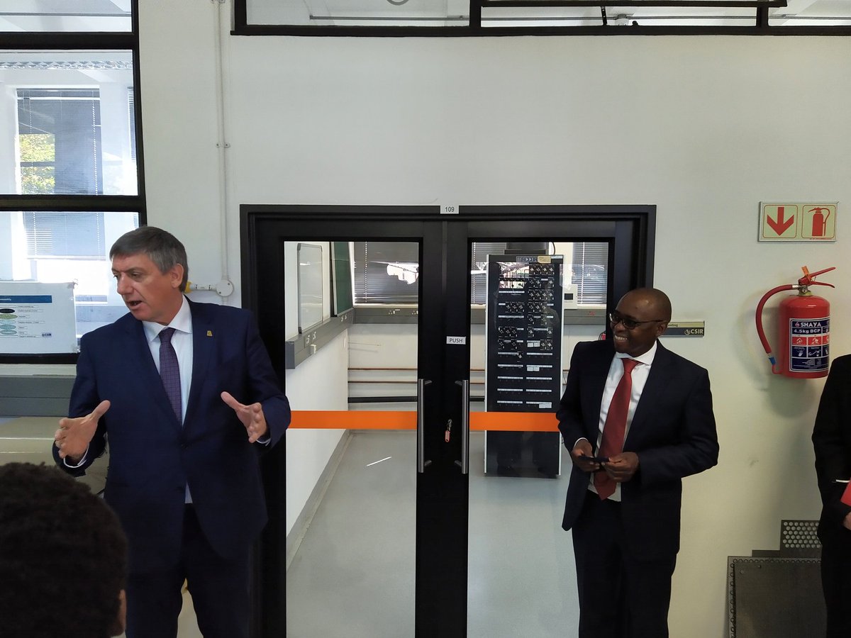 ArnoudLust's tweet photo. Minister President @JanJambon &amp; HE @DrBladeNzimande visited @CSIR battery research in anticipation of the joint @CSIR - @VITObelgium  - battery storage testbed (project manager @Carlo_Mol ) https://t.co/8smiCx7WBi