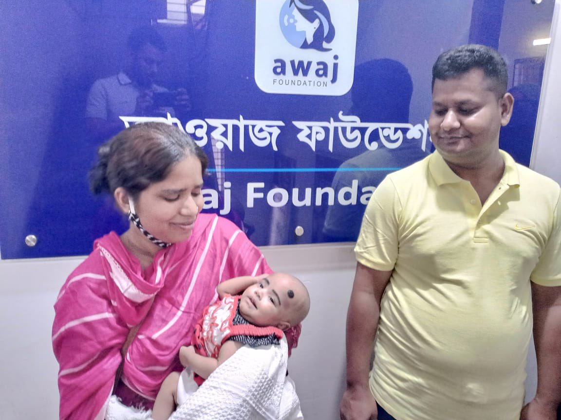 Awaj_fdn's tweet photo. Awaj Foundation Migration has successfully repatriated a couple &amp; their baby from #Jordan, who had been deprived of breast feeding right since birth. This repatriation is a victory of humanity,pathway to #safe&amp;securemigration.  
@ilo @SolidarityCntr @FJS https://t.co/Dwzk7EFYxN