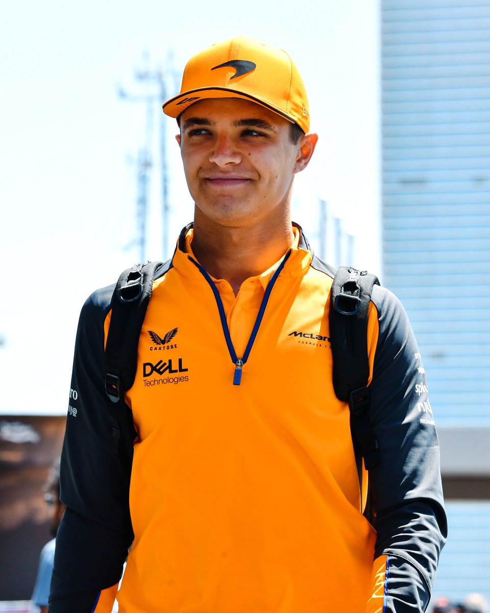 SirCular_'s tweet photo. ¡Buen Martes!

Cada vez falta menos para volver a Australia ❤️

#Formula1 #F1 #Melburne https://t.co/tepgEbbc7A