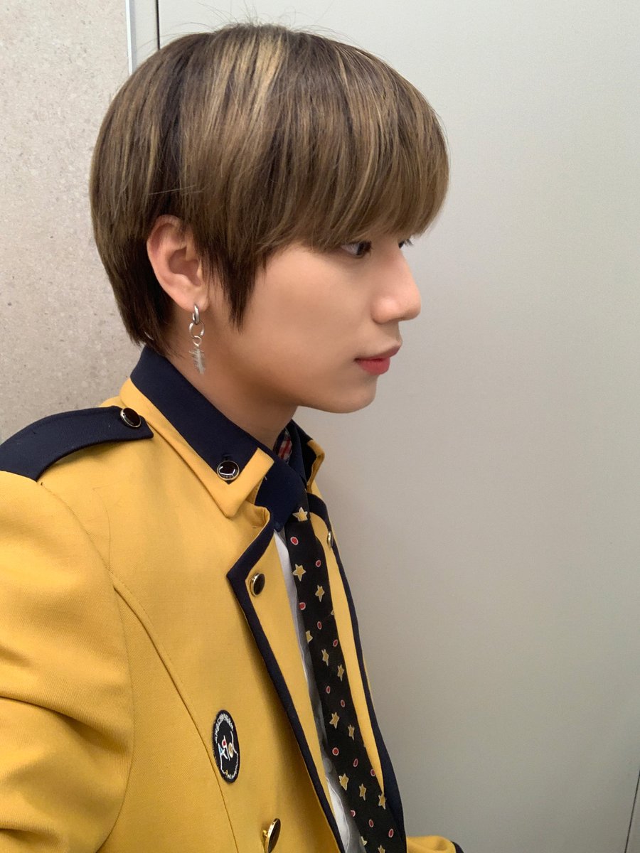 WUZO_BLITZERS's tweet photo. [📷][#WOOJU_RAID]
옆모습🐝 모음집🌻
​
#BLITZERS #블리처스 #WOOJU #우주 https://t.co/leNUgLmsIH