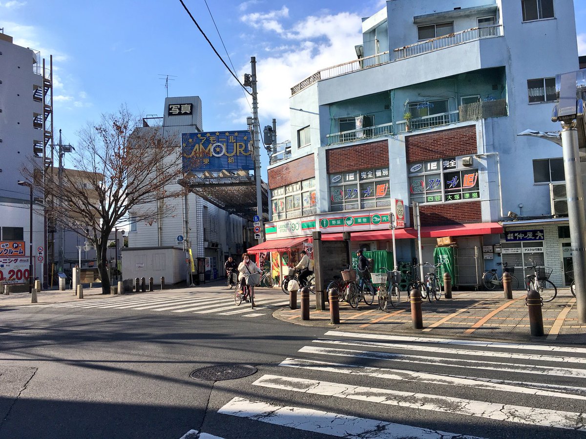 MIDOU_YUKIO's tweet photo. 【14周年㊗️#レスキューフォース webロケ地巡り2022】
今年のテーマはロケ地📸
EDで協力表記されてるところを中心に全51話＋劇場版、ぼちぼち追加しながらやっていきます。
ロケ地訪問のご参考に♪
※実際にロケ地巡りされる時には現地のご迷惑にならないようにマナーを厳守！絶対！
#ロケ地 https://t.co/V9qAUpRcNM