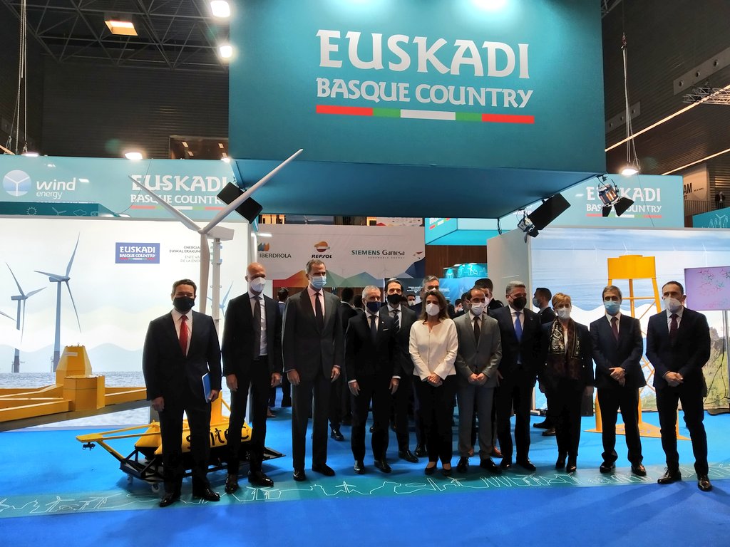 saitecoffshore's tweet image. His Majesty King of Spain attending #WindEurope2022 in Bilbao. He shows great interest in our #DemoSATH platform  #floatingwind #offshorewind
