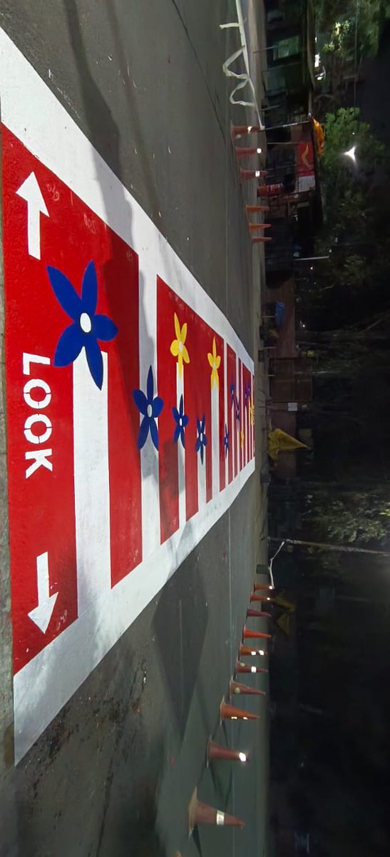 CeoNoida's tweet photo. New pedestrian crossings being laid across city main junctions; Would promote safe pedestrian movement ; Glimpses of those near brahmaputra market, DPS school crossing etc https://t.co/MfxVqVd5hb