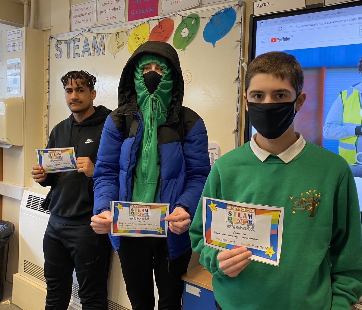 abbeysU5's tweet photo. Our #AbbeySTEAMWeek science stars! https://t.co/IaKTgGvlV7
