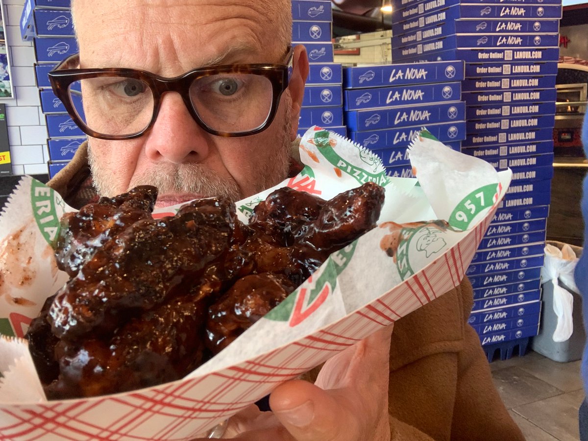 Alton Brown tweet media