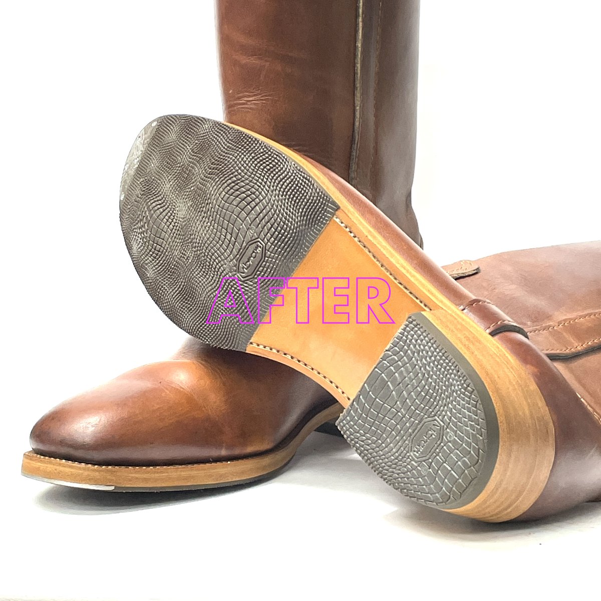kabukichoshoes's tweet photo. 【修理例】
La Botte Gardiane のウエスタンブーツをネイルダウン製法からブラックラピド製法へオールソールしました。
メニュー
・イタリーレザーAS
・レザーミッド
・vibram 2340,5340
・ヴィンテージスチール
#labottegardiane #resole
#靴修理 #鞄修理 #ゴールデン街 https://t.co/9DjM9HiSIr