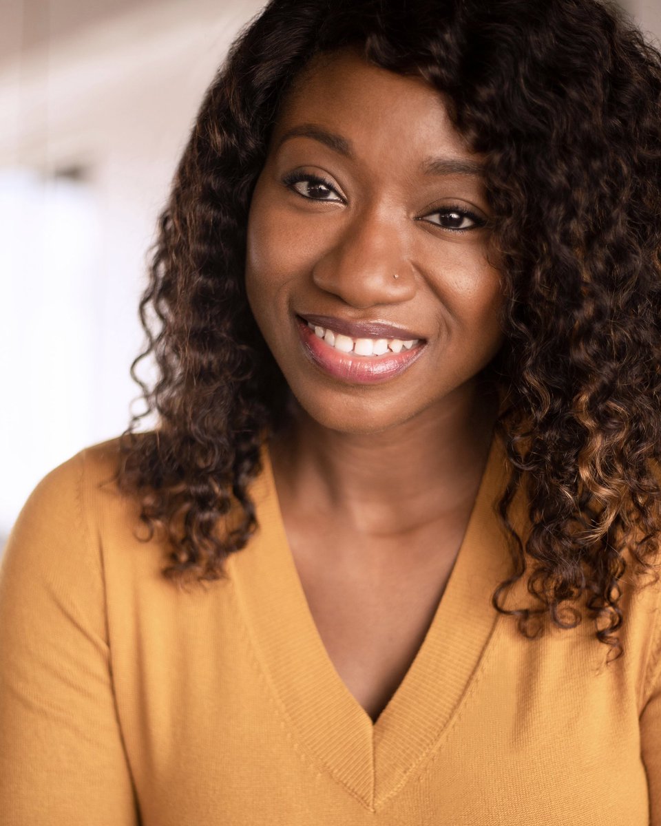 adelaoye's tweet photo. HAPPY BIRTHDAY TO MEEEEEE! 🥳🥳🥳🥳🥳 Blessing your TL with my new actor headshots. You’re welcome.

@MideKingVisuals did the damn thing! ✨✨✨ https://t.co/HPXaNdJrMs