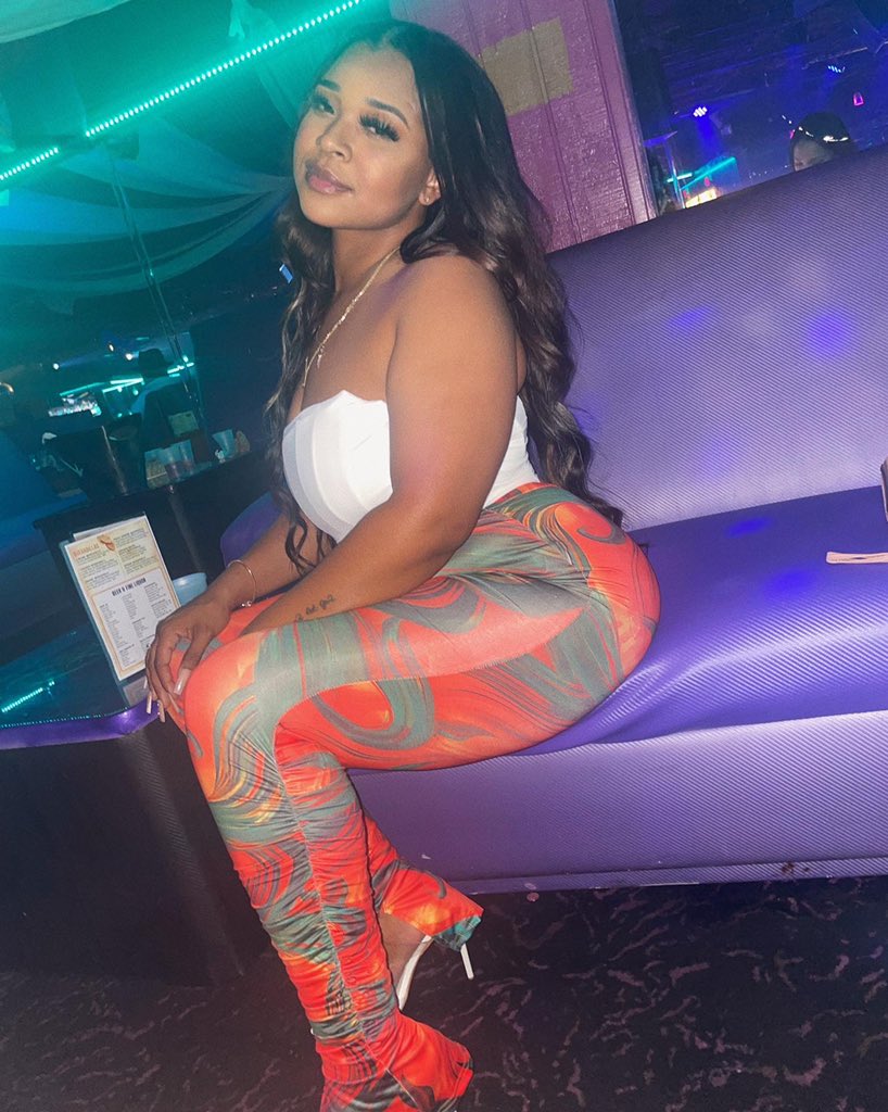 c_matavia's tweet photo. more love, more life🧡🥳♈️ happy birthday to me. #twentyfine a https://t.co/IJoow7DF9F