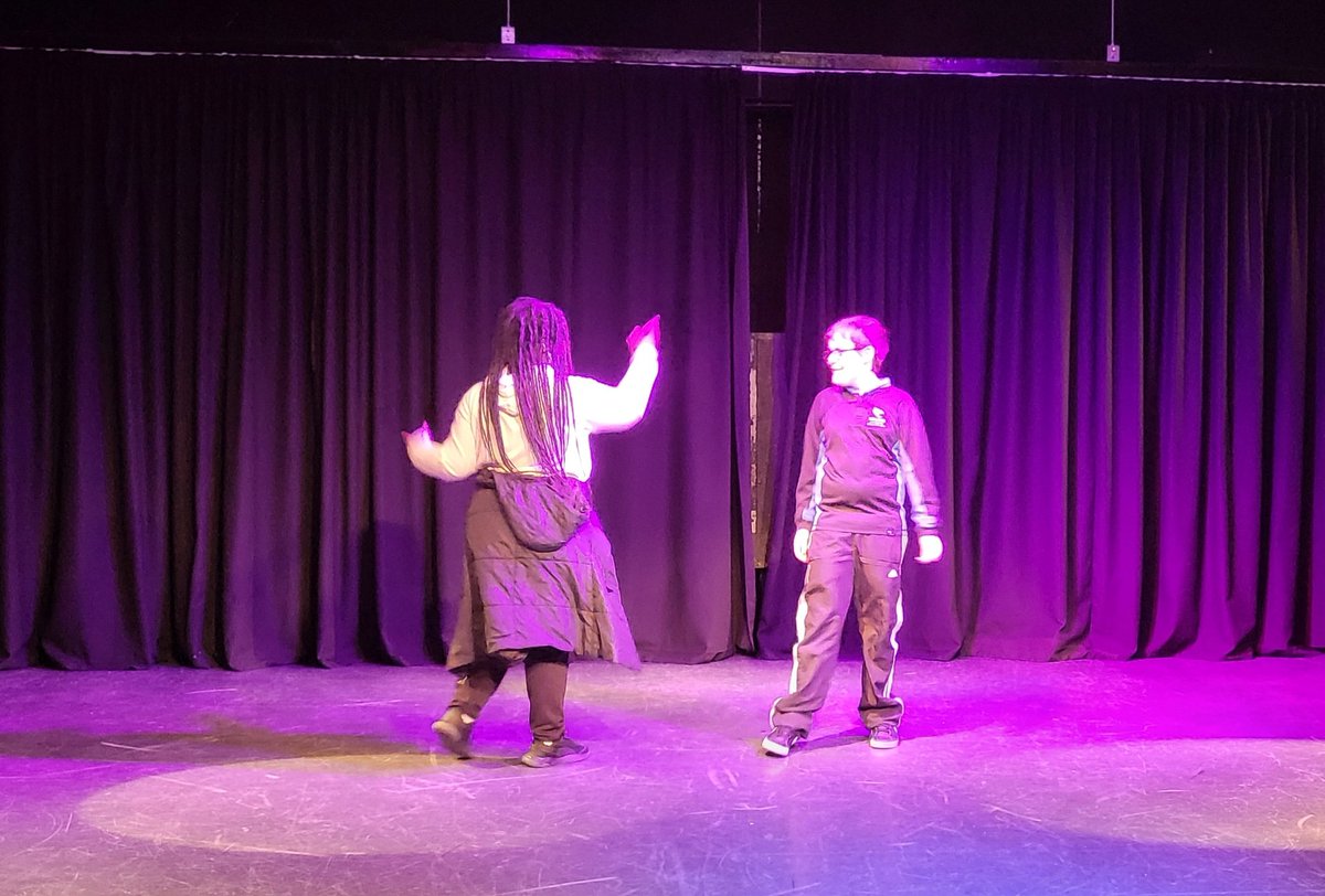 carla_wl's tweet photo. @whsperformarts Year 8 exploring the relationship between Lady Macbeth and Macbeth. We saw some formidable Lady Macbeth portrayals! @willowshigh @TheRSC #thescottishplay #Shakespeare https://t.co/rfpPOfhkao
