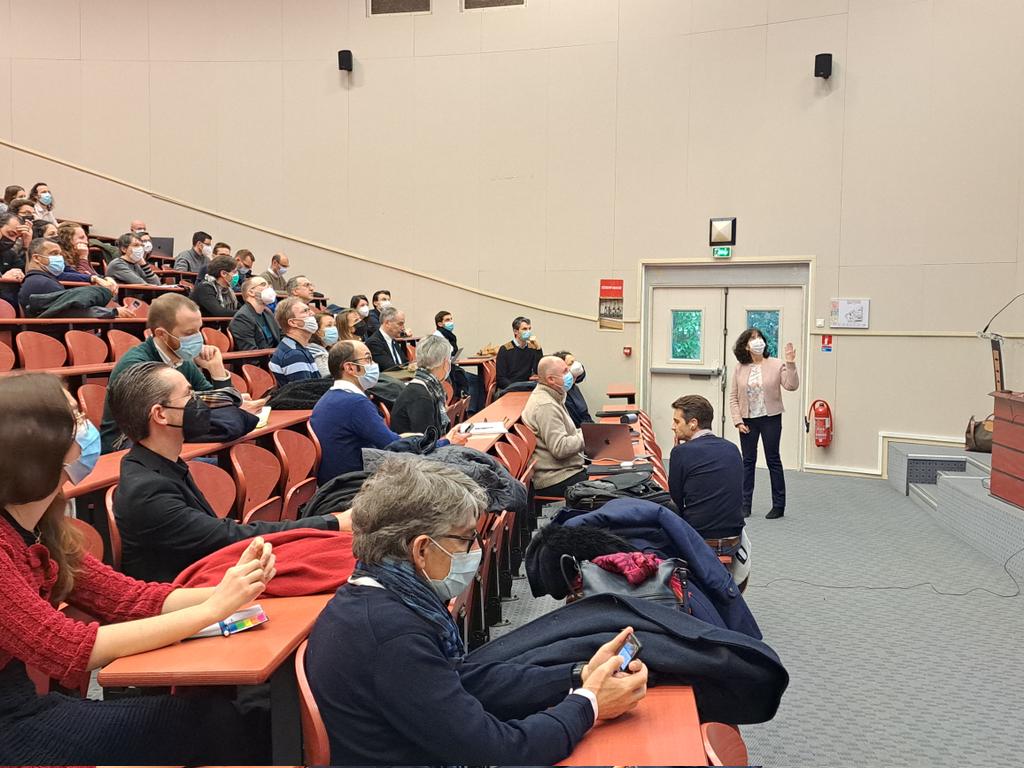 Organic Chemistry Division from the SCF tweet media