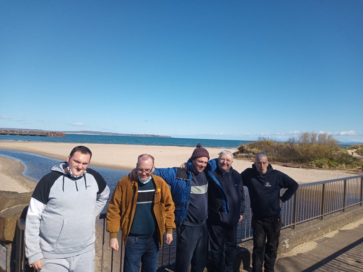 TrianglePandE's tweet image. GAPS Project 
Ballycastle and Armoy
Last week with some of the GAPS Participants. A few walks on the beach and enjoying lunch in some of the fabulous coffee shops in Ballycastle.
Fantastic weather. 
@TNLComFundNI #gaps #ballycastle #armoy