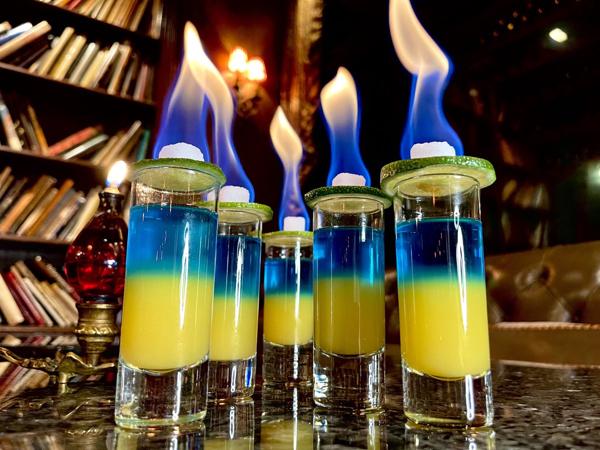 グローバルダイニングでは、ウクライナの方々を支援するため、チャリティードリンク「Slava Ukraine（スラヴァ ウクライナ）」を提供開始いたしました！一刻も早くこの事態が終息し、平和で安全な日々が取り戻されることを心より願っております。<a href="/UKRinJPN/">在日ウクライナ大使館</a>
onl.bz/pUbQH7e