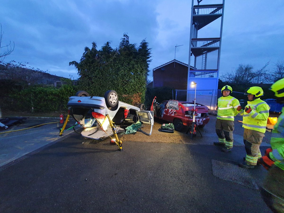p_green_stn55's tweet photo. Stations 55 and 56 working in harmony, honing their extraction techniques with this RTC exercise.
Great team work to get the job done!! @HenfieldFire @WestSussexFire ๐๐ฅ #oneteam #rescueready https://t.co/2E1BsnDUWZ