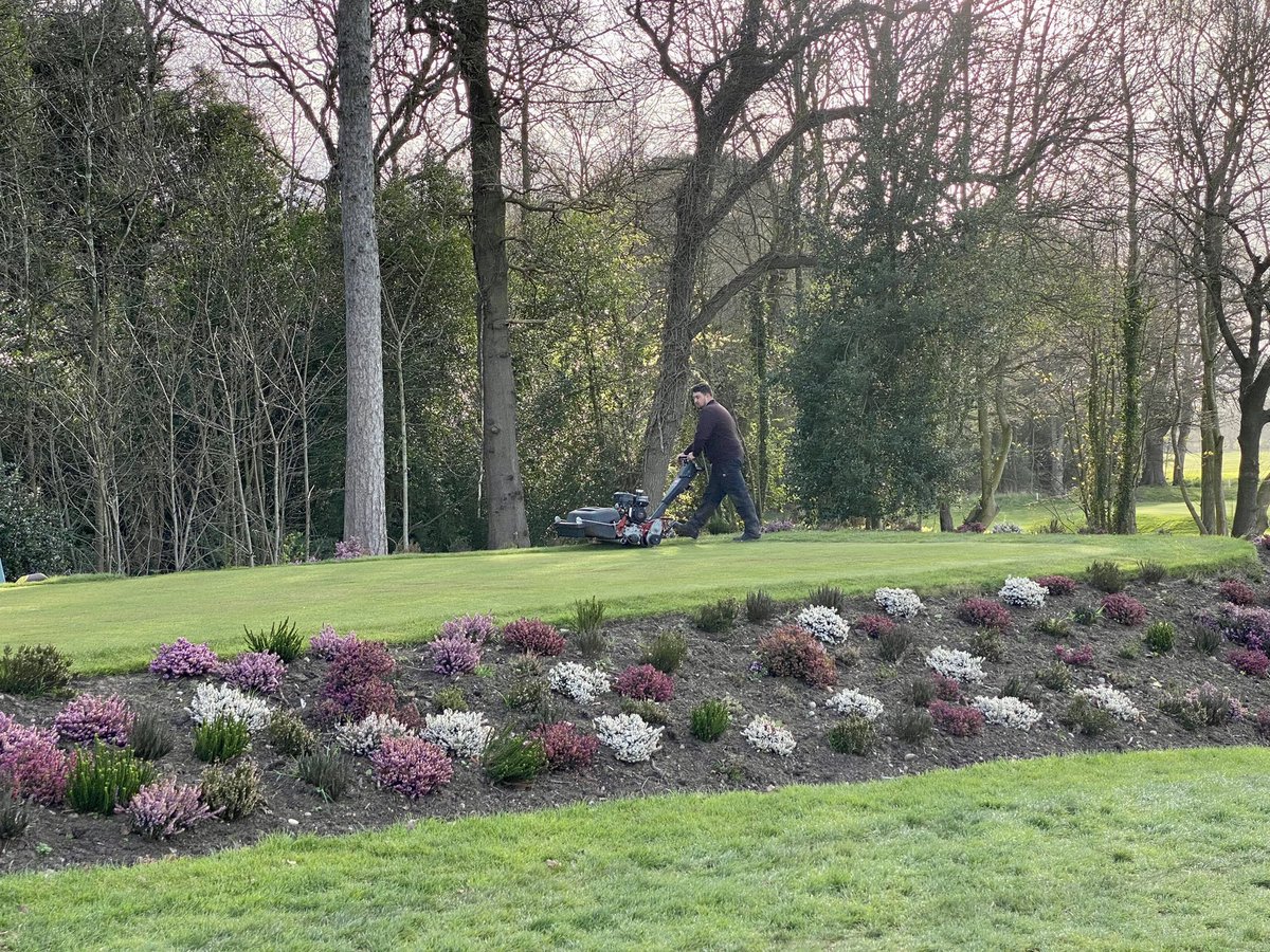 smudgersmith791's tweet photo. Great effort from the team last few days, very pleased with @OltonGolfClub course condition for so early in the year. Set up nicely for day two of @clutchprotour day two of the midlands masters 🏌️‍♂️ Testing conditions with the breeze 💨 #golf #clutchprotour #oltongolfclub https://t.co/EazZJvGOEd