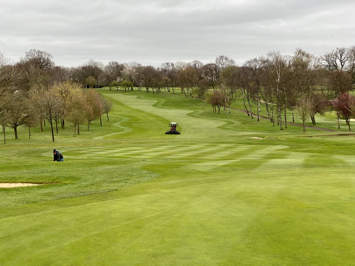 Great effort from the team last few days, very pleased with <a href="/OltonGolfClub/">Olton Golf Club</a> course condition for so early in the year. Set up nicely for day two of <a href="/clutchprotour/">Rapsodo Series presented by Clutch</a> day two of the midlands masters 🏌️‍♂️ Testing conditions with the breeze 💨 #golf #clutchprotour #oltongolfclub