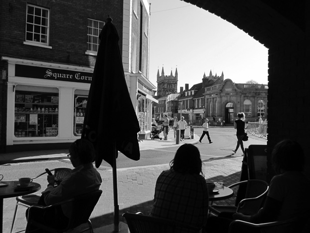 LookUpNAround's tweet photo. Early on at the square #streetphotography #blackandwhitephotography #monochrome #bnw #monochromatic #blacknwhite #urbanphotography #urbanphoto #photographiederue #photonoiretblanc #noiretblanc #bw #blackandwhite https://t.co/lPoofBpEis