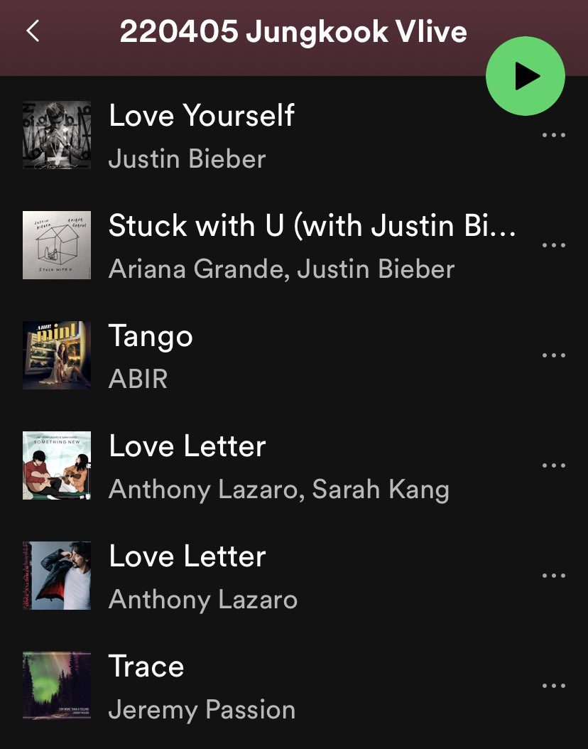 GirlWithLuv_24's tweet photo. I've created a playlist for all the songs Jungkook is playing on 220405 Vlive 

🔗 https://t.co/9XXLDEPU8b https://t.co/OUqCB2mgBP