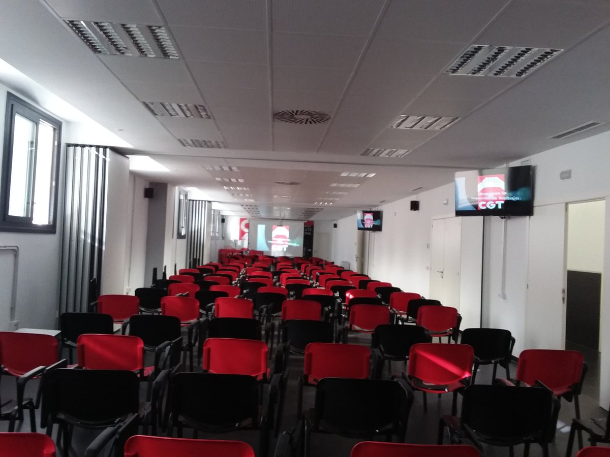 CGTBarcelona's tweet photo. Preparats pel curs de @CGT a #Barcelona Aspectes Claus de la #NoReforma Laboral i elements per a l’acció sindical amb Tomás Rodríguez, Secretari d’Acció Sindical de #CGT i l’advocat Raúl Maillo del Gabinet Jurídic Confederal
Comencem a les ⏰ 10h a 13.30h
Formació per a lluitar! https://t.co/LfoIW2Hsxk