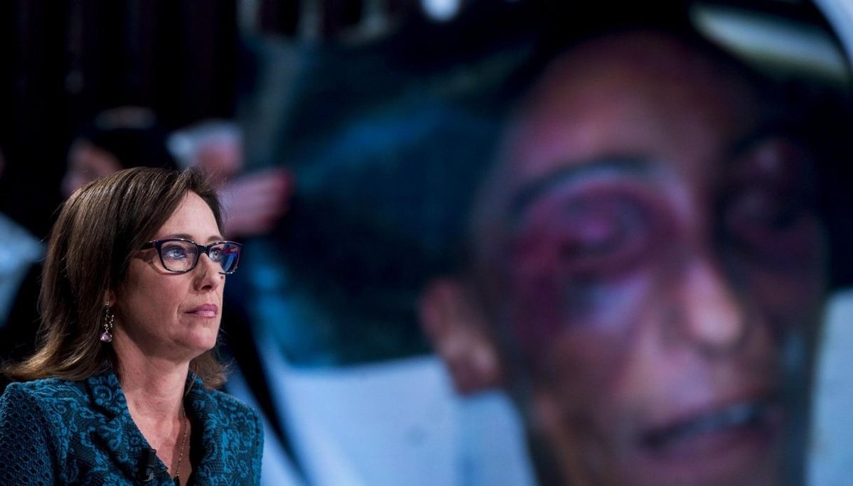 #StefanoCucchi non è morto perché “caduto dalle scale”. Non è morto nemmeno perché “tossicodipendente”. E no, non è morto “perché magro, anoressico”. Stefano è stato ucciso a suon di botte da due carabinieri. 

[di <a href="/DanieleNalbone/">Daniele Nalbone</a>]

LEGGI: micromega.net/stefano-cucchi…