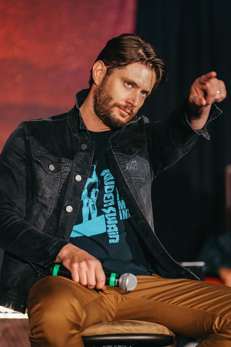 Good Morning #Acklesnation have one beautiful and wonderful Tuesday... Reminder: You are everything to us and such a inspiration to many your love and kindness shows. You leave sunshine and smiles you are loved. Take care 💜#Jensen #Spnfamily #Weloveujensen #Foreverjensen