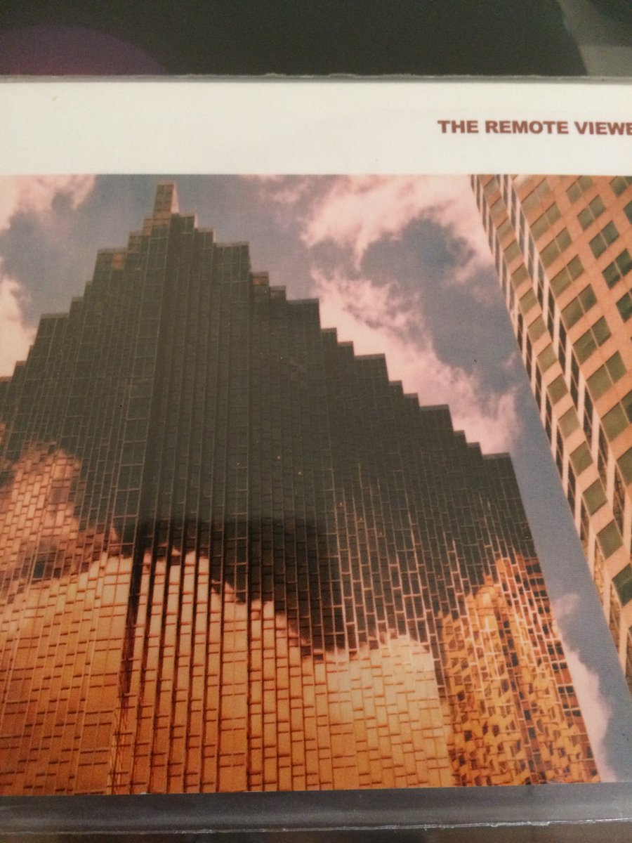 Arbouse_records's tweet photo. Bravo @papa_ours Il s'agissait bien de l'album de The Remote Viewer @anewlinerelated (qui avait reconnu aussi) "Here i go again on my own" sorti en 2002 chez City Center Office. Bijou, perle, chef d'Εuvre...
#theremoteviewer https://t.co/o45ao8rC7F