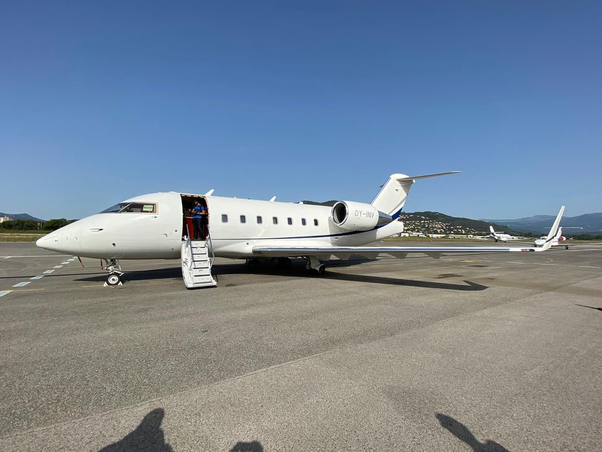 Charter_aLtd's tweet photo. Challenger 604 heavy up to 10 passages direct to new York.

#heavy  #heavyjet #londontonewyork #jetcharter #privatejet #10passages #vip #traveling #travelgram #travelinstyle https://t.co/pn5Q68vw1f