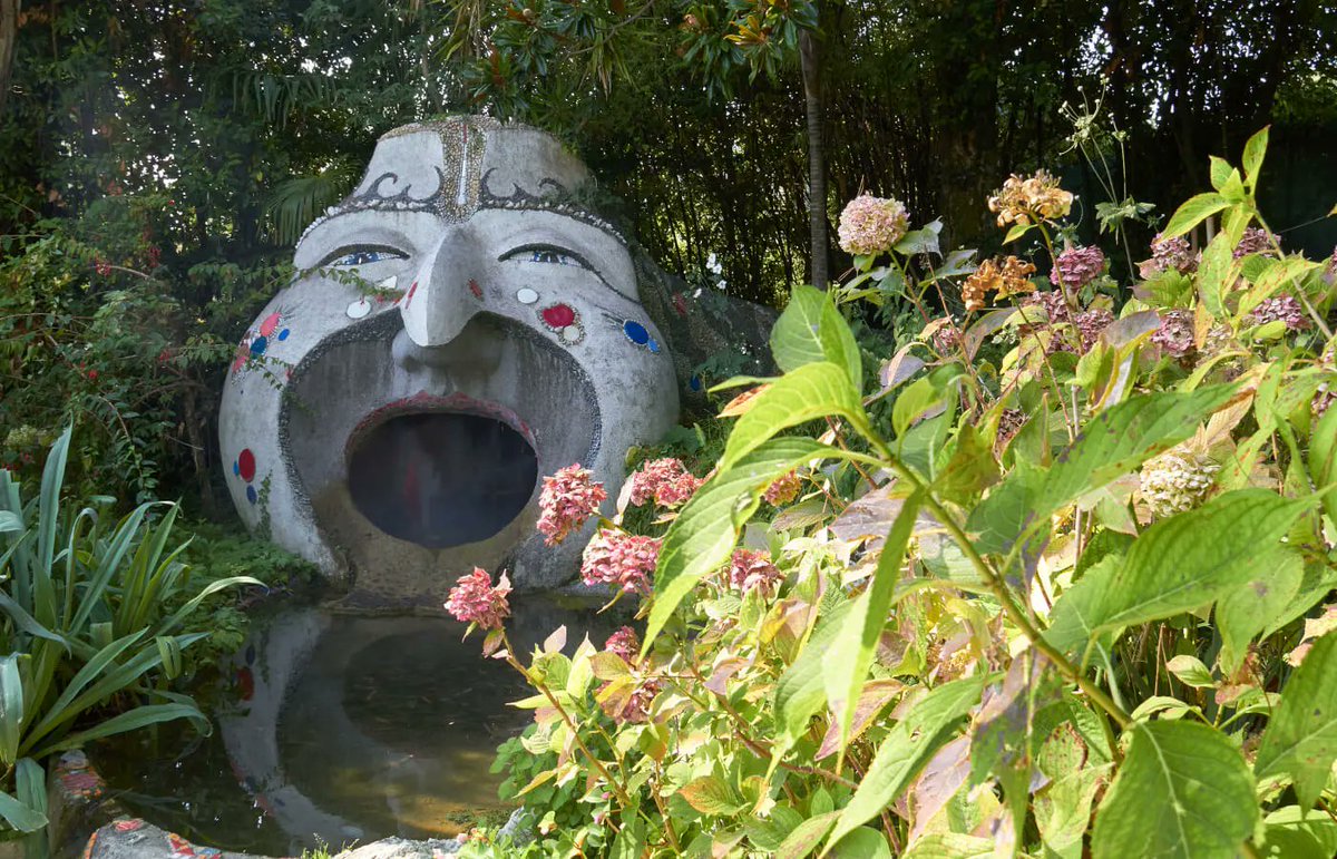 ItinDiViaggio's tweet image. Una visita al @vittoriale , un'immersione totale nella natura del #GiardiniHeller oppure una semplice passeggiata sul #lago di #Garda

itinerariodiviaggio.com/gardone-rivier…

Tutto questo lo potete trovare a @Gardone Riviera, sulla sponda lombarda del Garda