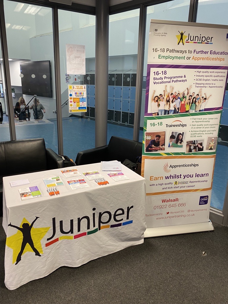 TrainingJuniper's tweet photo. Juniper Training are at Staffordshire University Academy today for a whole school careers fair!
#staffordshire #careers #junipertraining https://t.co/P9NzZ7YnOj