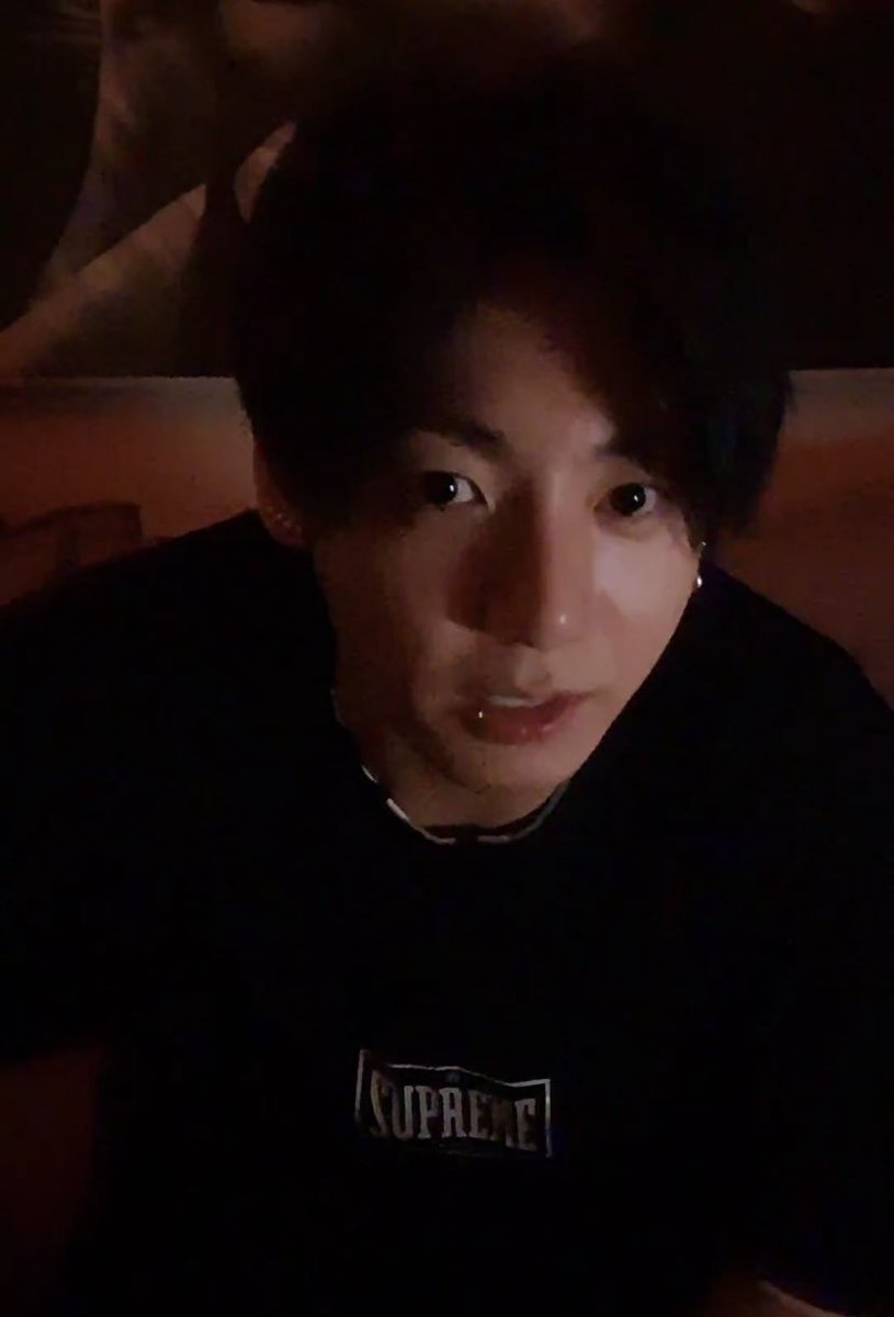 pjk97_'s tweet photo. แจก 25฿/2คน ให้ฟลว. จองกุกมาไลฟ์แพรวพราวมาก😭🤟🏻🫶🏻 https://t.co/qIREct8sXu