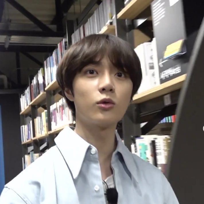 mojichao0's tweet image. หน้าบอมกยูตอนสงสัยอะไรสักอย่าง ??? คือน่ารักมาก ตาโตเลยนิ หัวก็กลมตาก็โต น่ารักไปหมด พ่อ boba ของฉัน 55555555555555